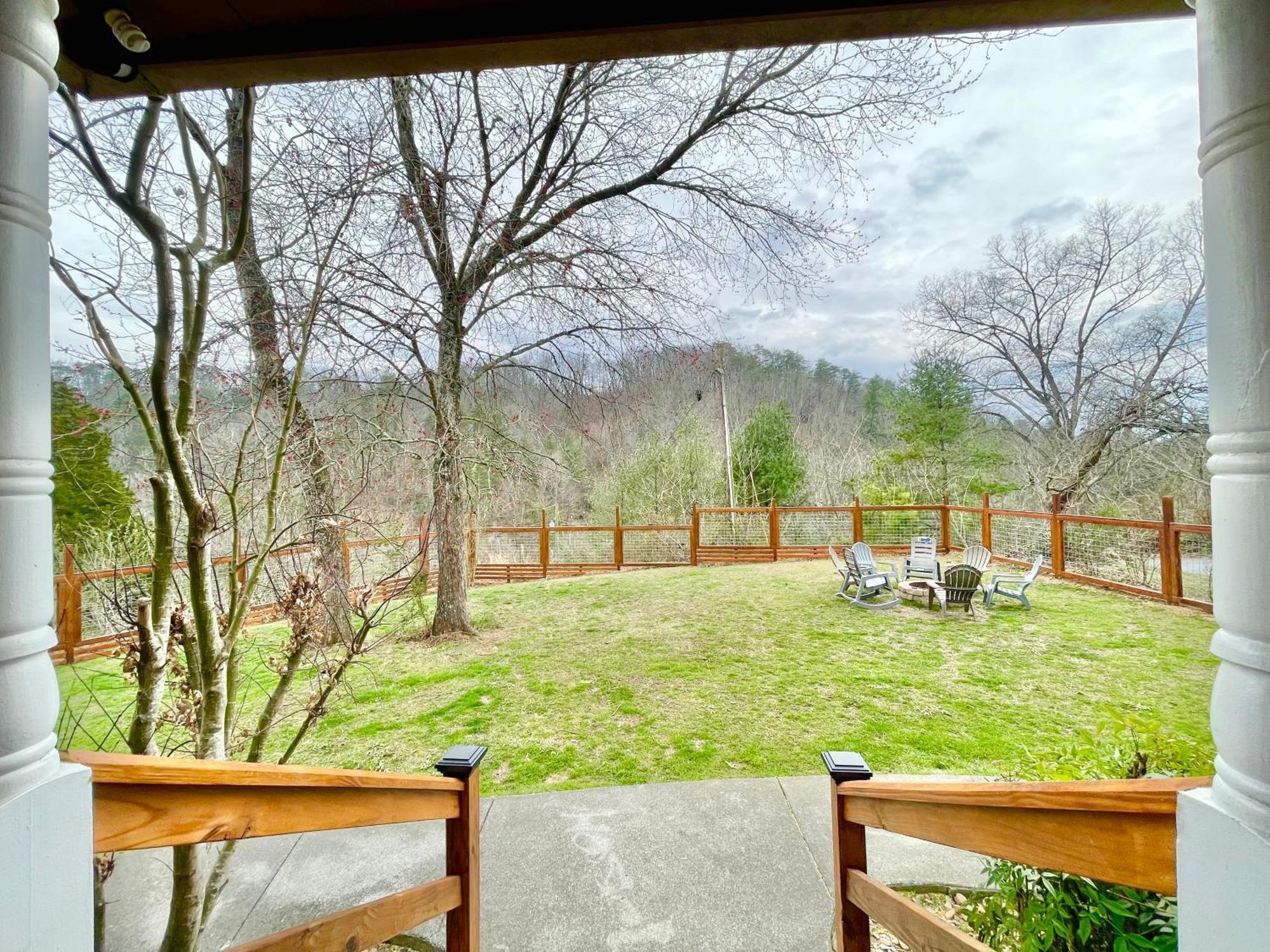 5Bedrooms*4King Beds*Outstanding Location*Hottub* Sevierville Eksteriør bilde