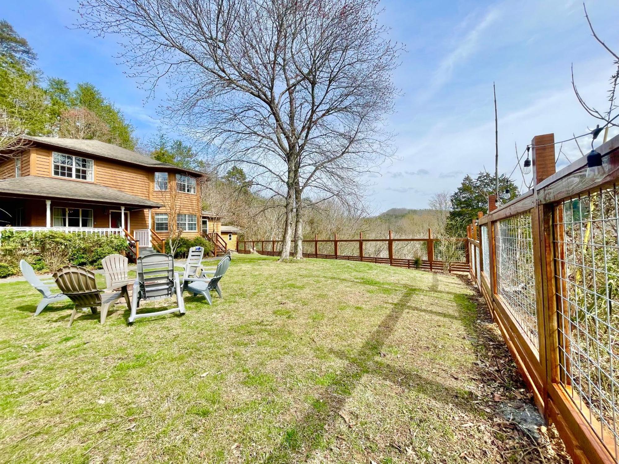 5Bedrooms*4King Beds*Outstanding Location*Hottub* Sevierville Eksteriør bilde