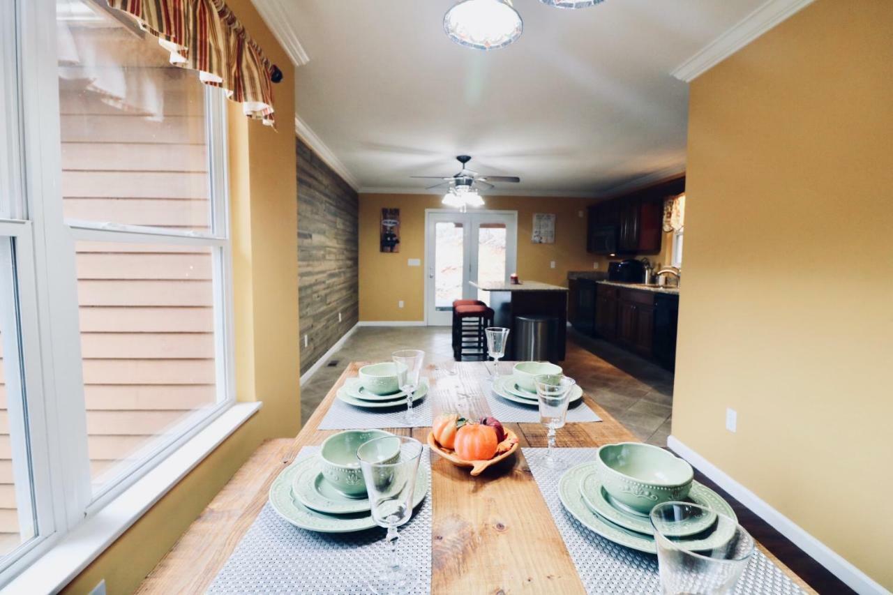5Bedrooms*4King Beds*Outstanding Location*Hottub* Sevierville Eksteriør bilde