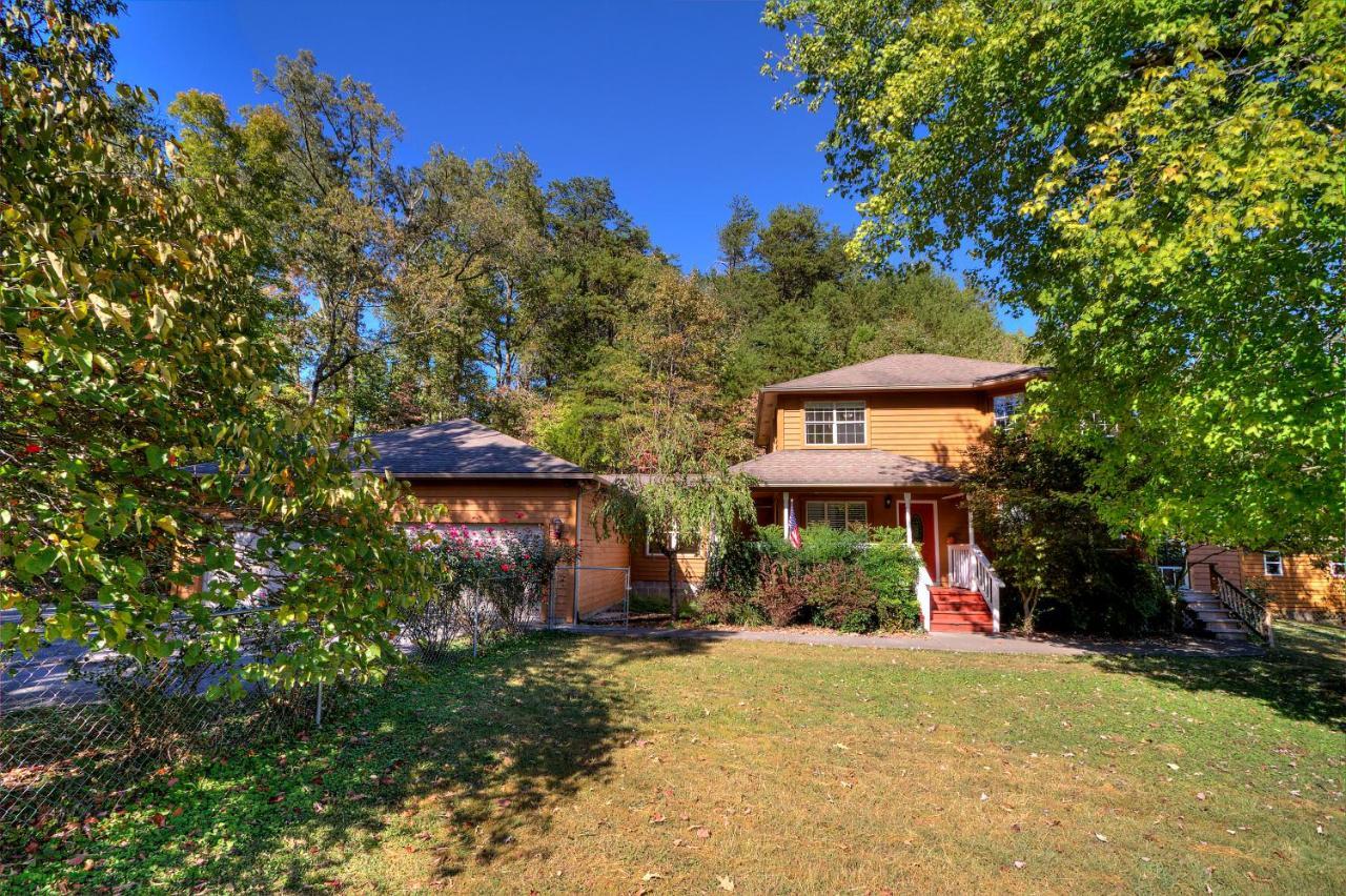 5Bedrooms*4King Beds*Outstanding Location*Hottub* Sevierville Eksteriør bilde