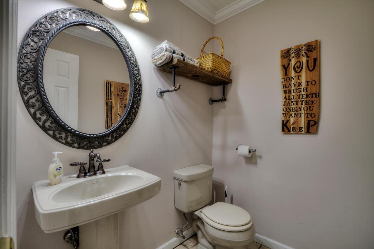 5Bedrooms*4King Beds*Outstanding Location*Hottub* Sevierville Eksteriør bilde