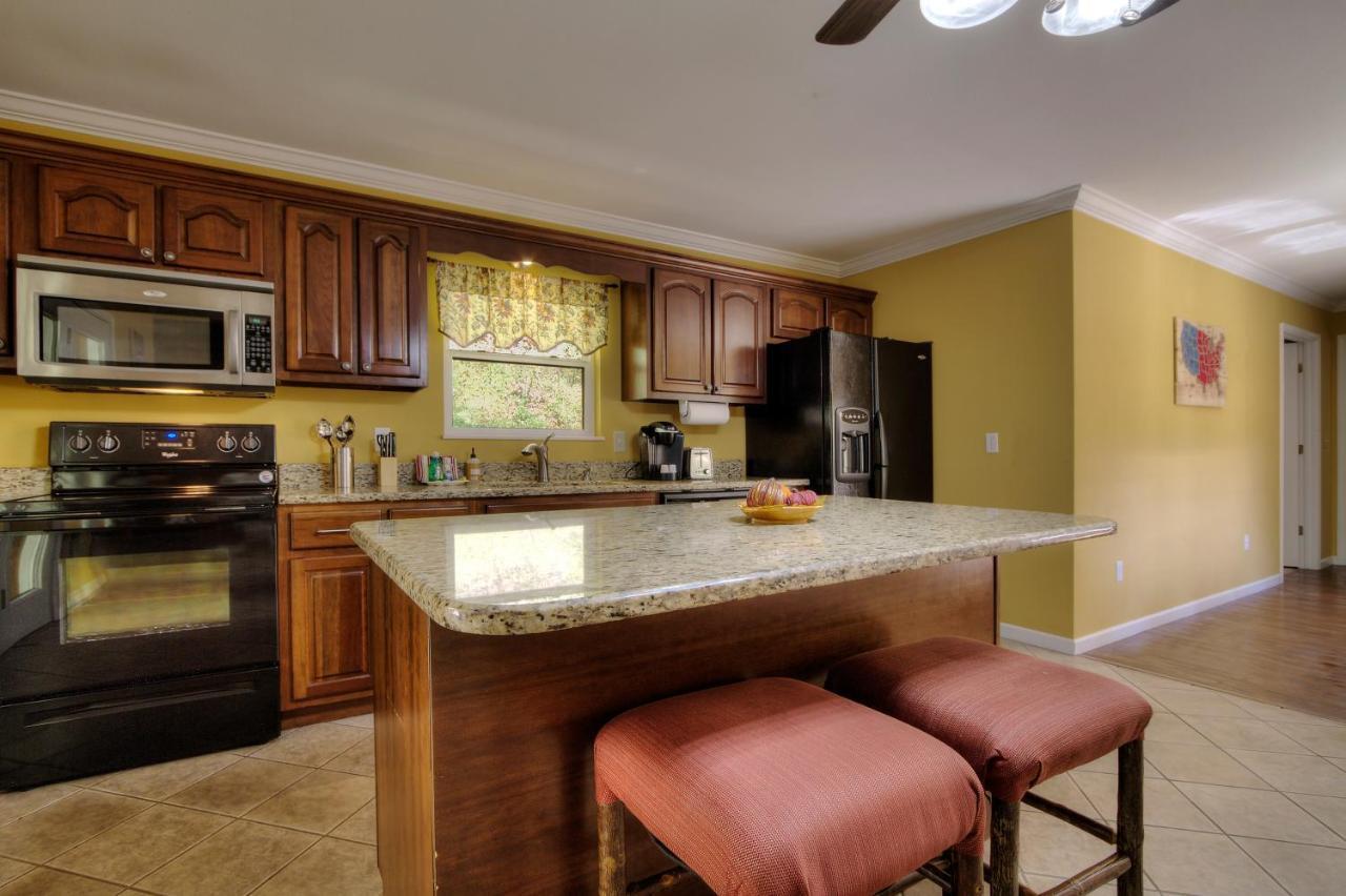 5Bedrooms*4King Beds*Outstanding Location*Hottub* Sevierville Eksteriør bilde