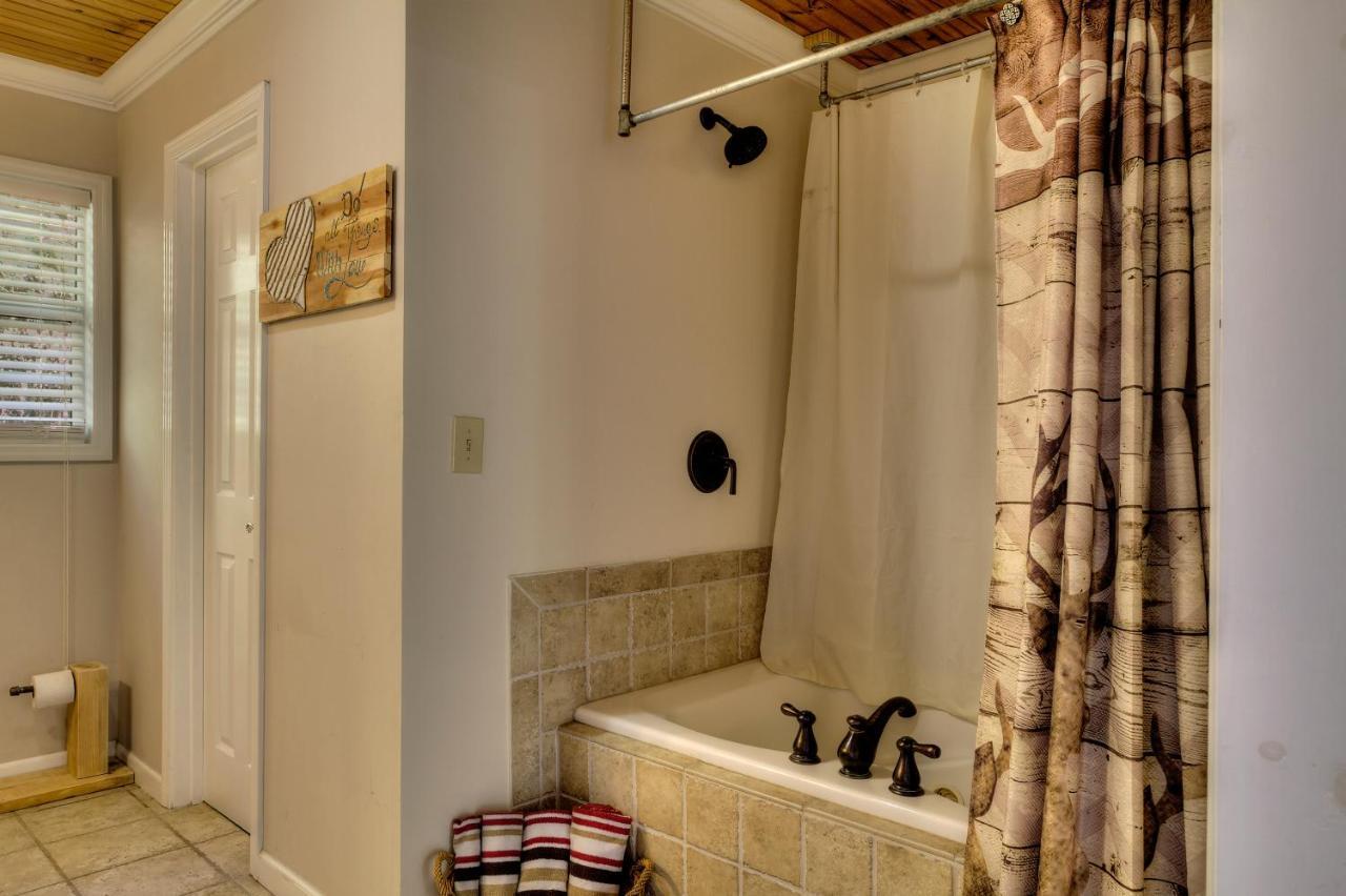 5Bedrooms*4King Beds*Outstanding Location*Hottub* Sevierville Eksteriør bilde